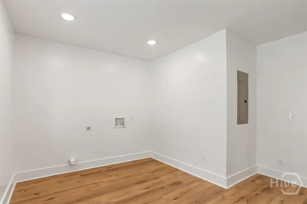 27 Pine Drive Savannah GA 31405