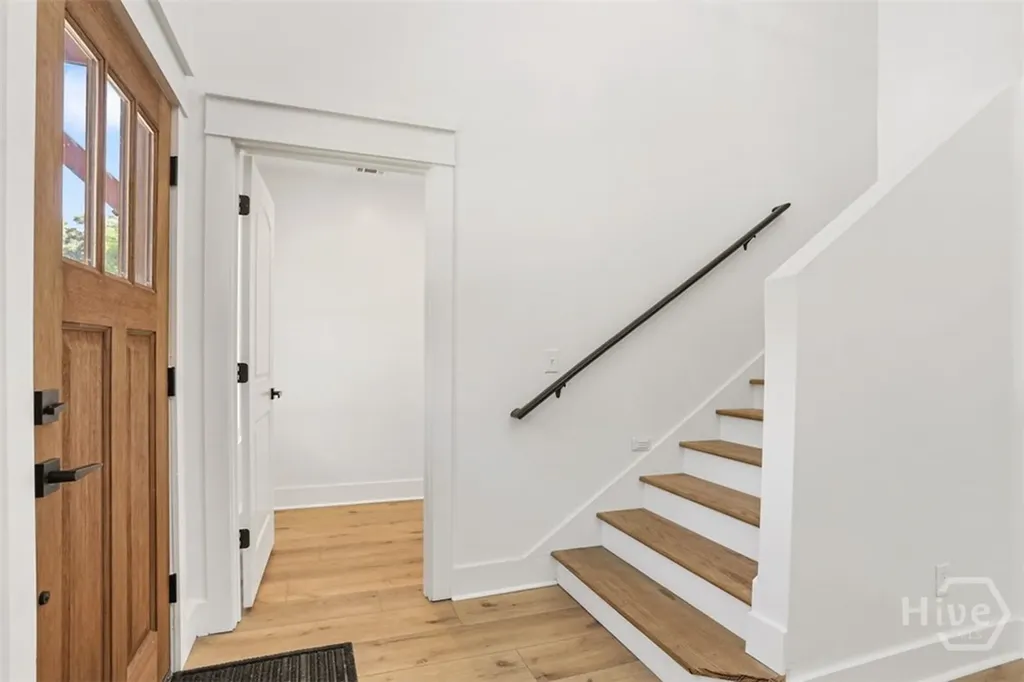 27 Pine Drive Savannah GA 31405