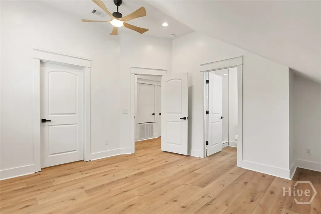27 Pine Drive Savannah GA 31405