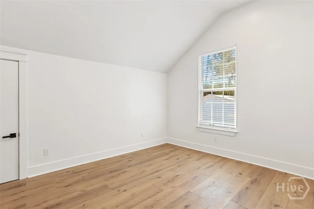 27 Pine Drive Savannah GA 31405