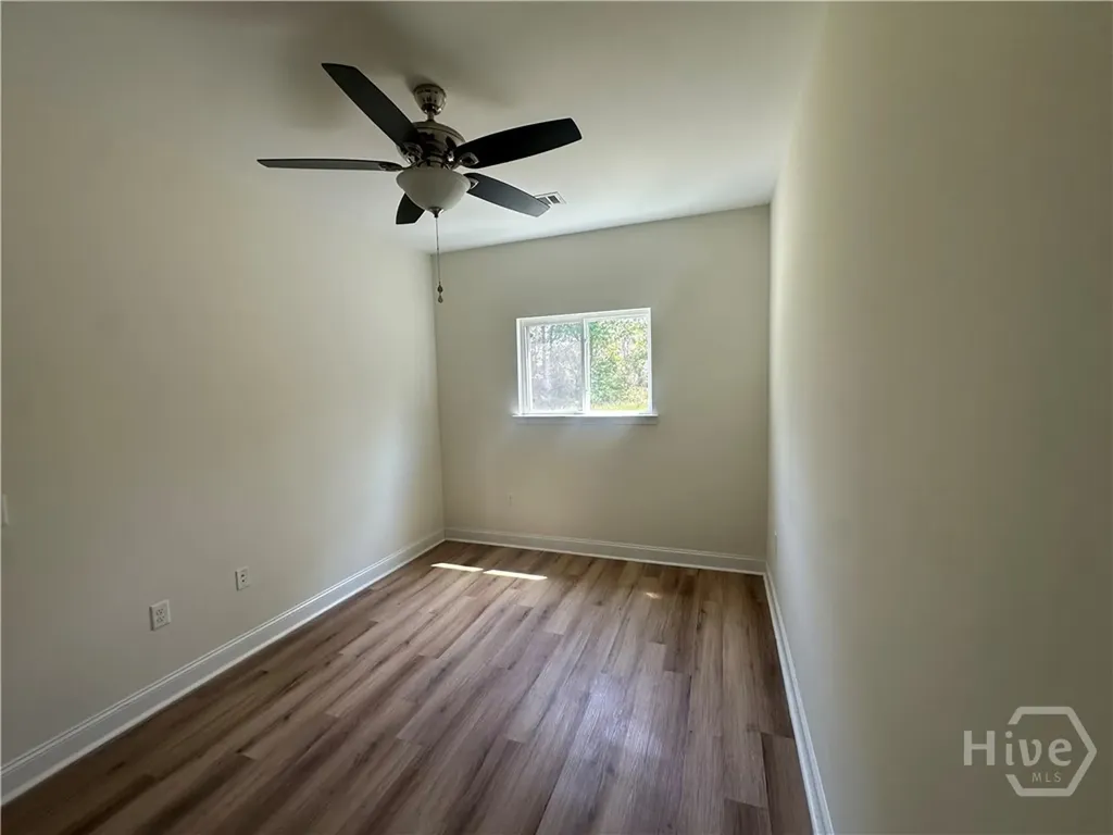 373 Carter Allenhurst GA 31301