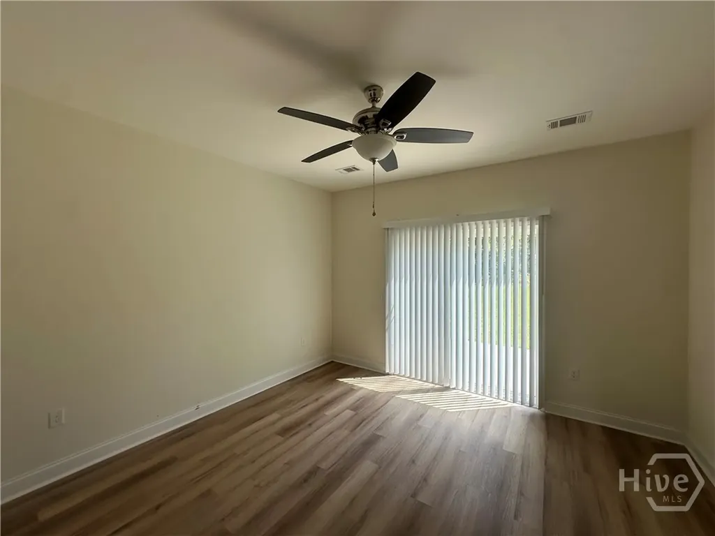 373 Carter Allenhurst GA 31301
