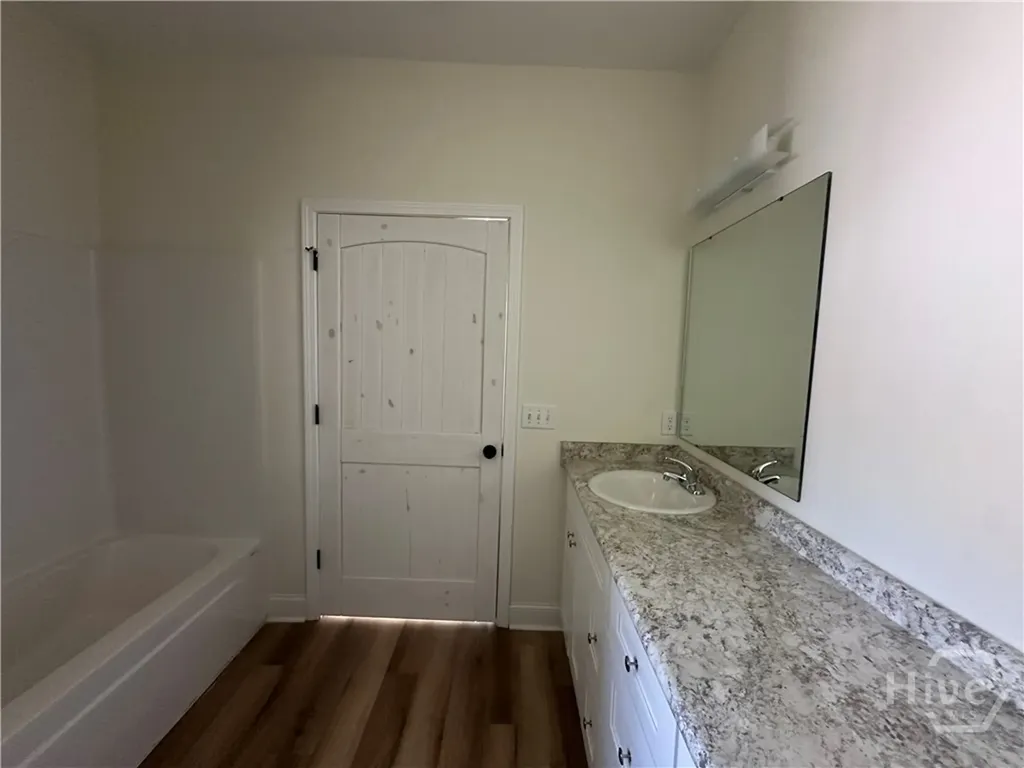 373 Carter Allenhurst GA 31301