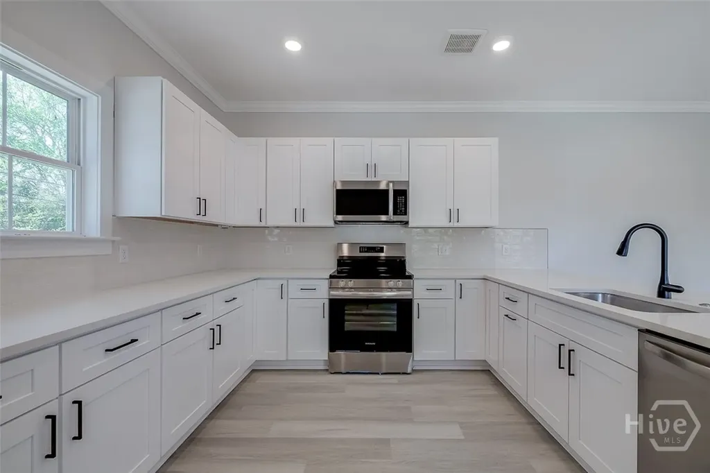 1615 Le Grand Street Savannah GA 31401