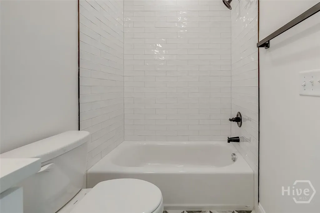 1615 Le Grand Street Savannah GA 31401