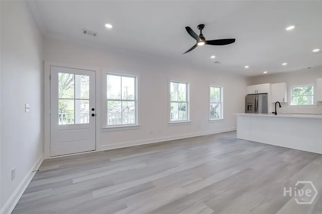 1615 Le Grand Street Savannah GA 31401