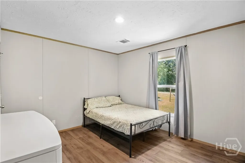 1454 S T Morris Road NE Ludowici GA 31316