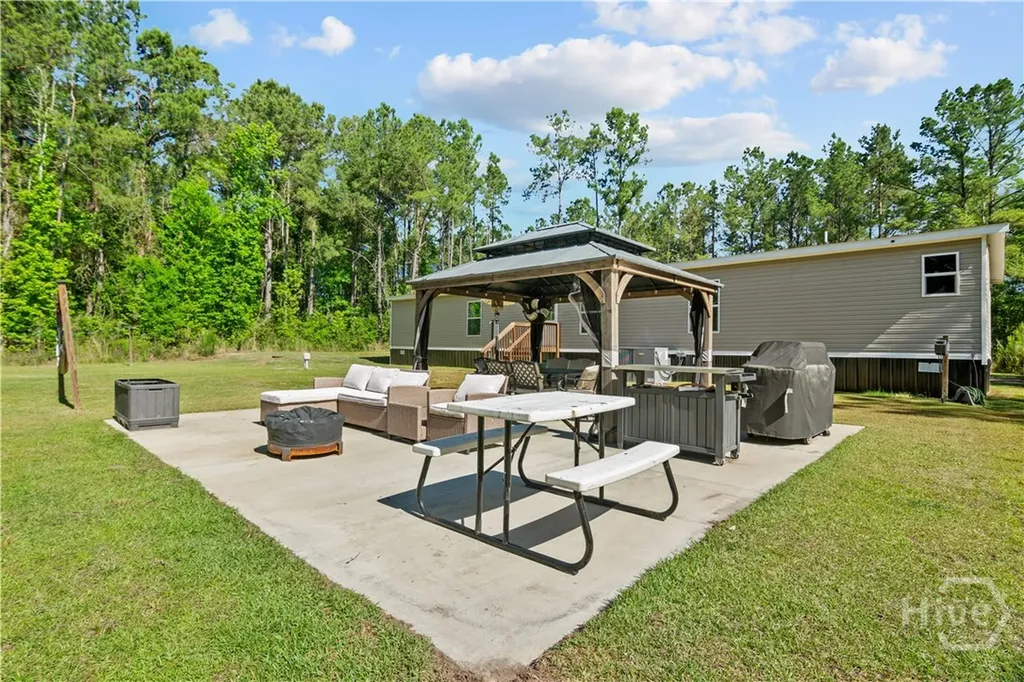 1454 S T Morris Road NE Ludowici GA 31316
