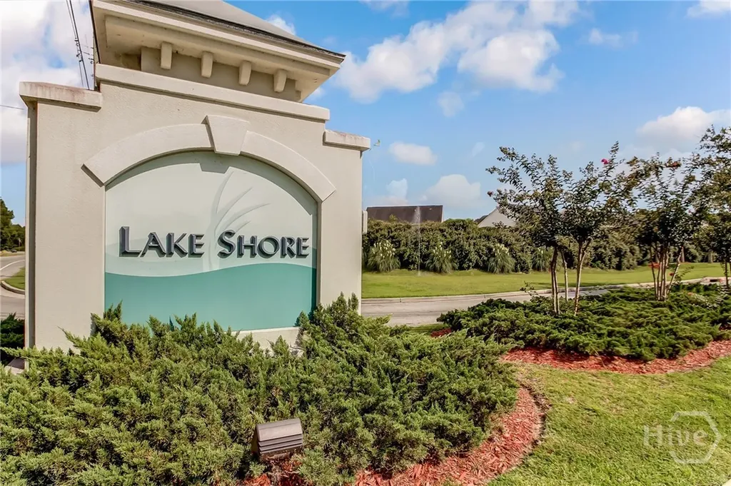 72 Lake Shore Boulevard Port Wentworth GA 31407