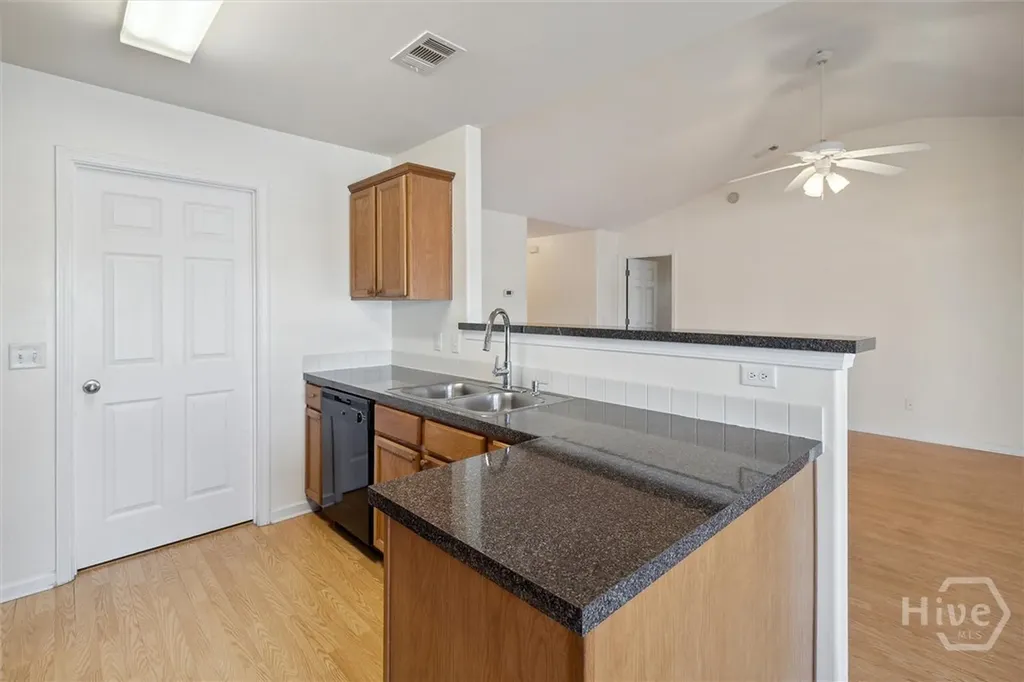 72 Lake Shore Boulevard Port Wentworth GA 31407