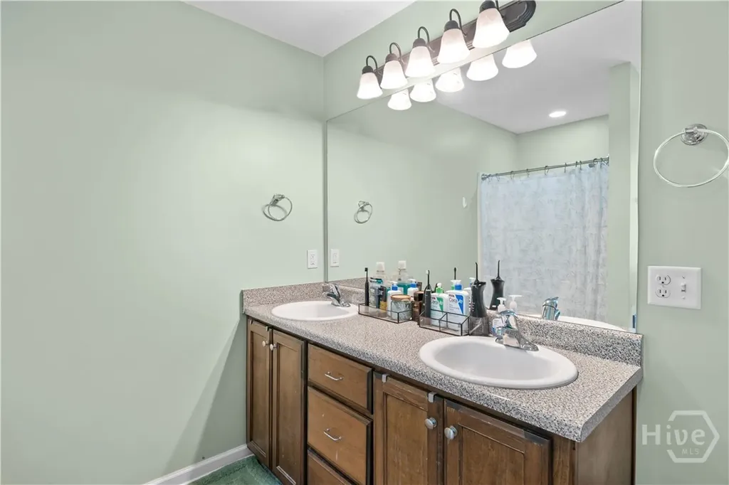 1223 Peacock Trail Hinesville GA 31313