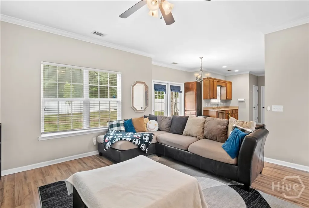 1223 Peacock Trail Hinesville GA 31313
