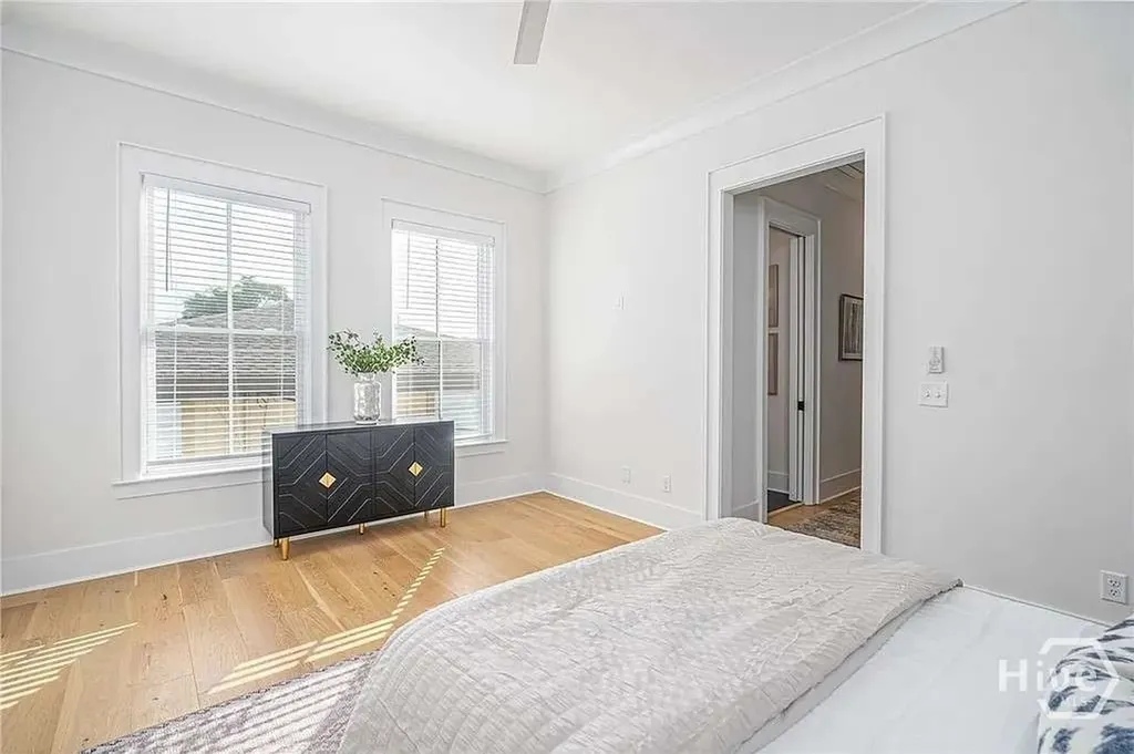 216 W 43rd Street Savannah GA 31401
