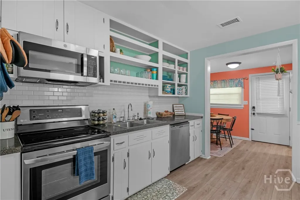 1504 W Creighton Place Savannah GA 31406