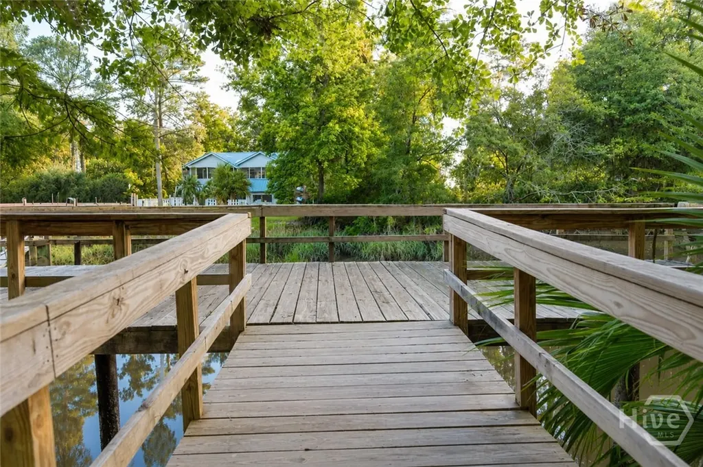 425 Tideland Drive Midway GA 31320