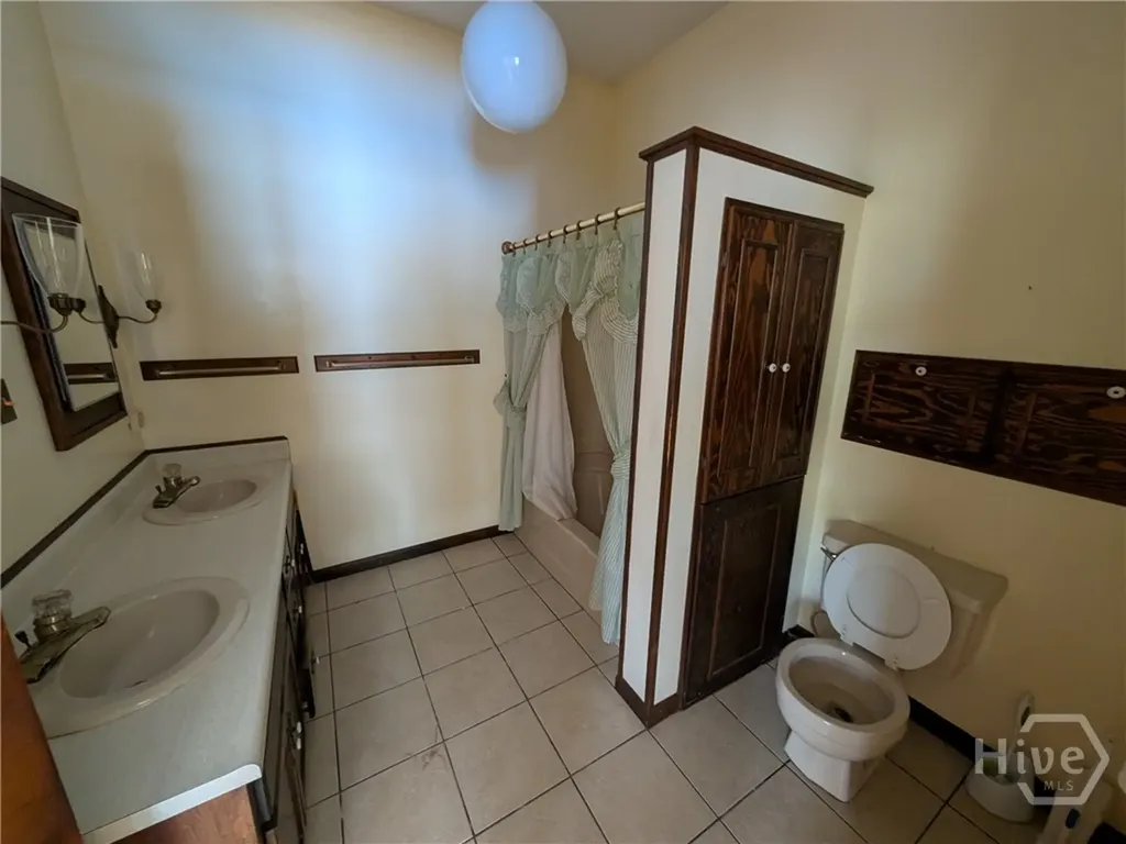 642 Island Drive Midway GA 31320