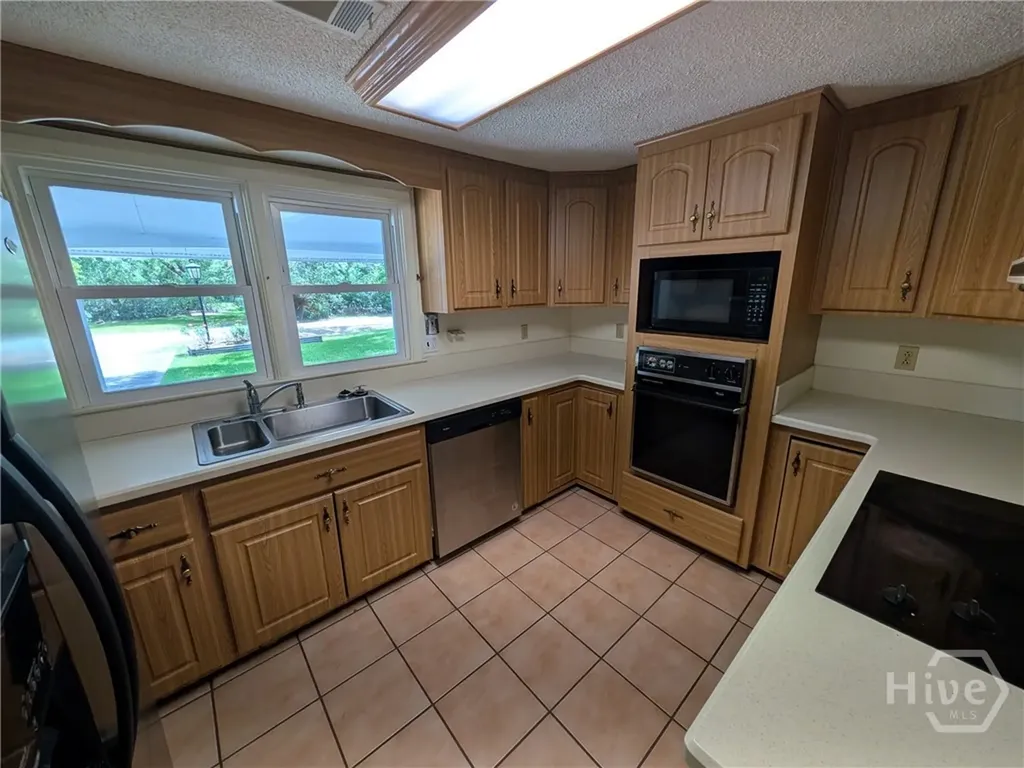 642 Island Drive Midway GA 31320