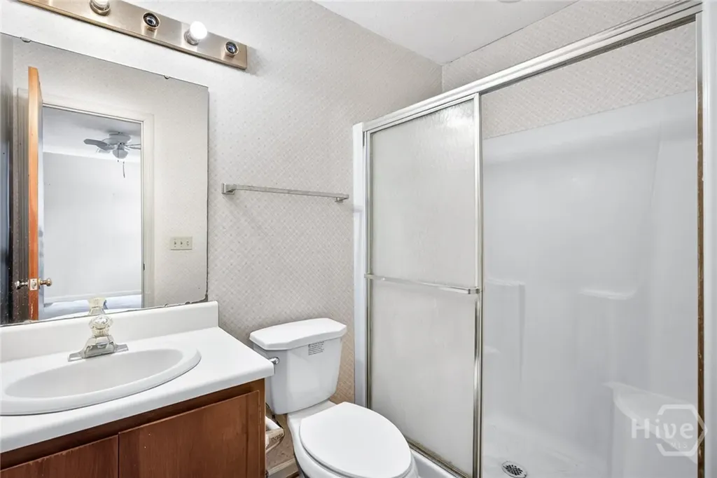 102 Coastal Place Savannah GA 31406