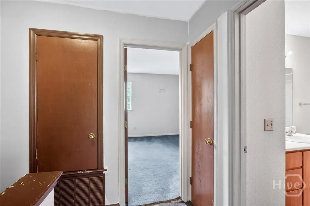 102 Coastal Place Savannah GA 31406
