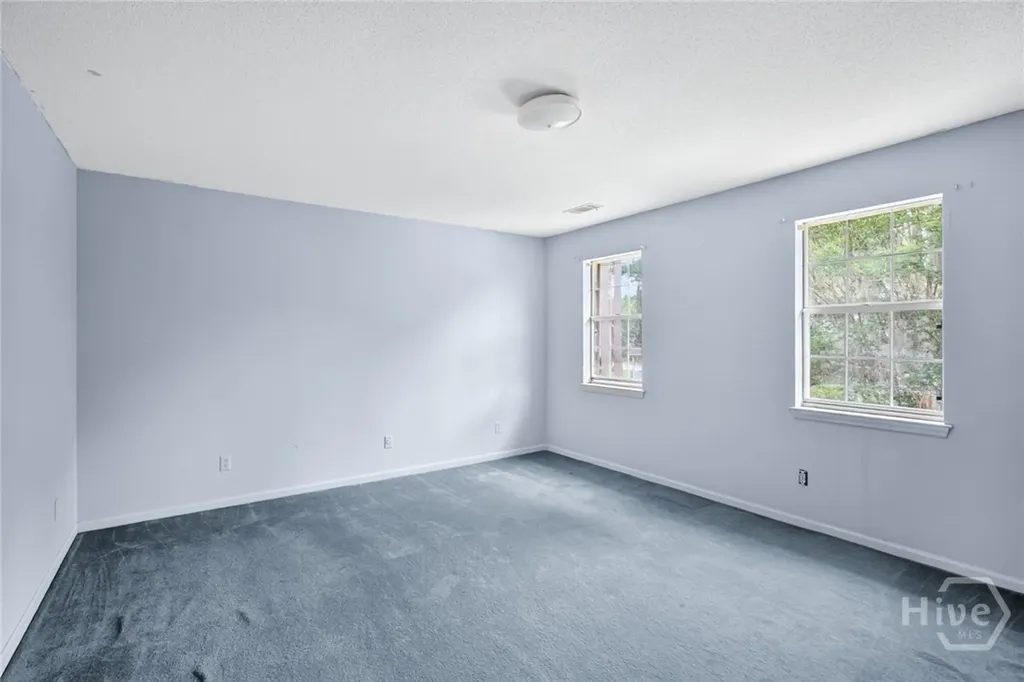 102 Coastal Place Savannah GA 31406