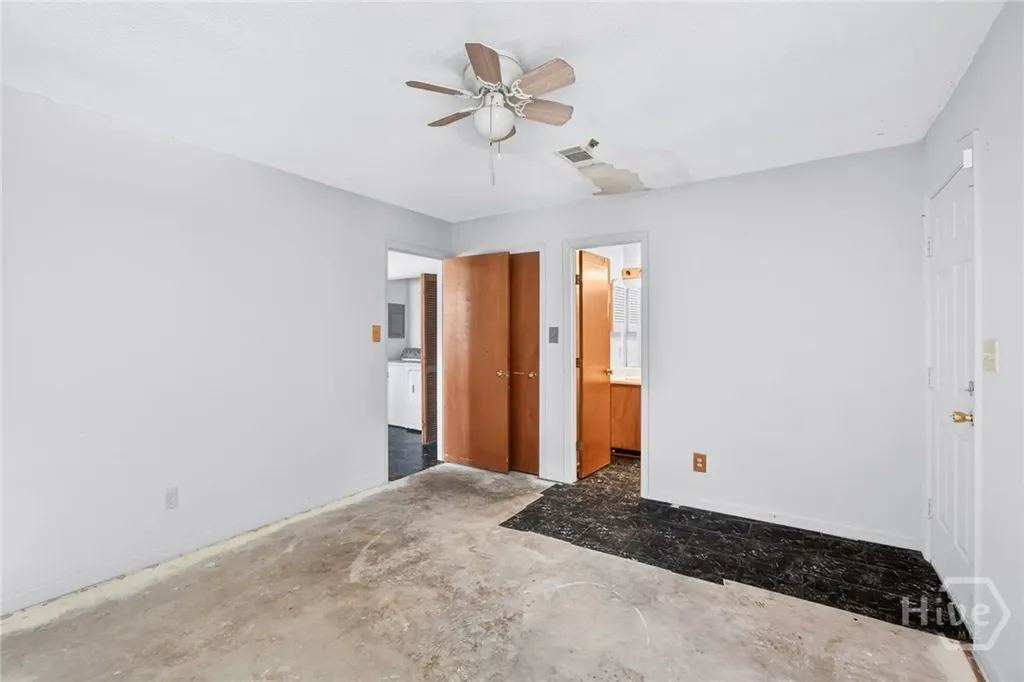 102 Coastal Place Savannah GA 31406