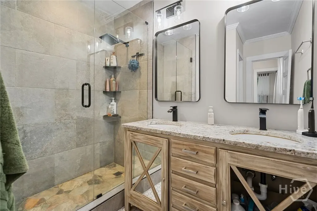 332 E 56th Street Savannah GA 31405