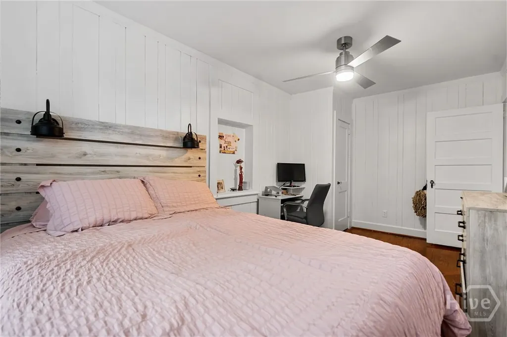332 E 56th Street Savannah GA 31405