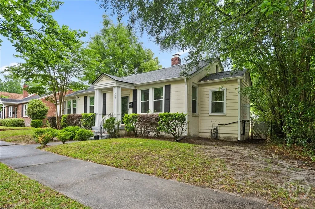 332 E 56th Street Savannah GA 31405