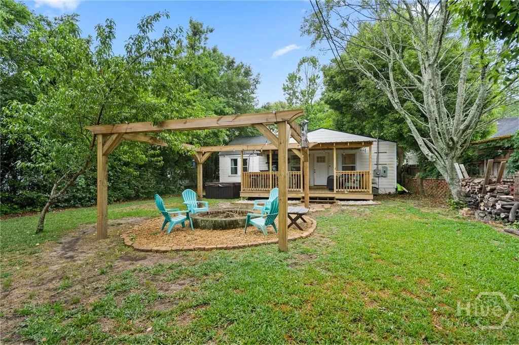 332 E 56th Street Savannah GA 31405