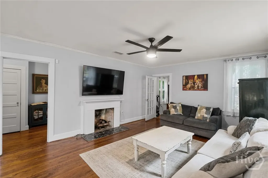 332 E 56th Street Savannah GA 31405