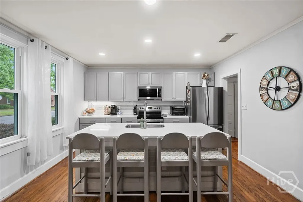 332 E 56th Street Savannah GA 31405