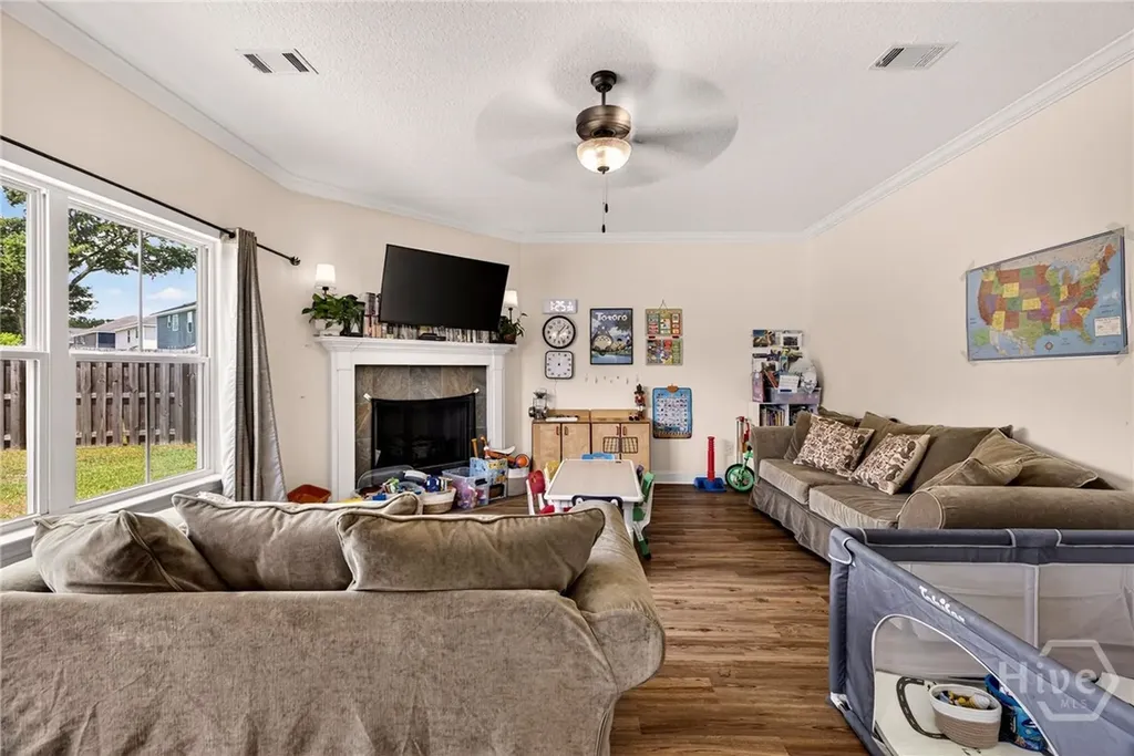 408 Fairview Circle Hinesville GA 31313