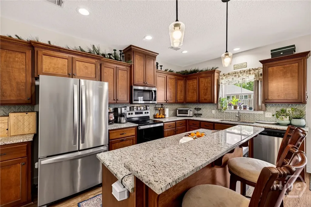 408 Fairview Circle Hinesville GA 31313