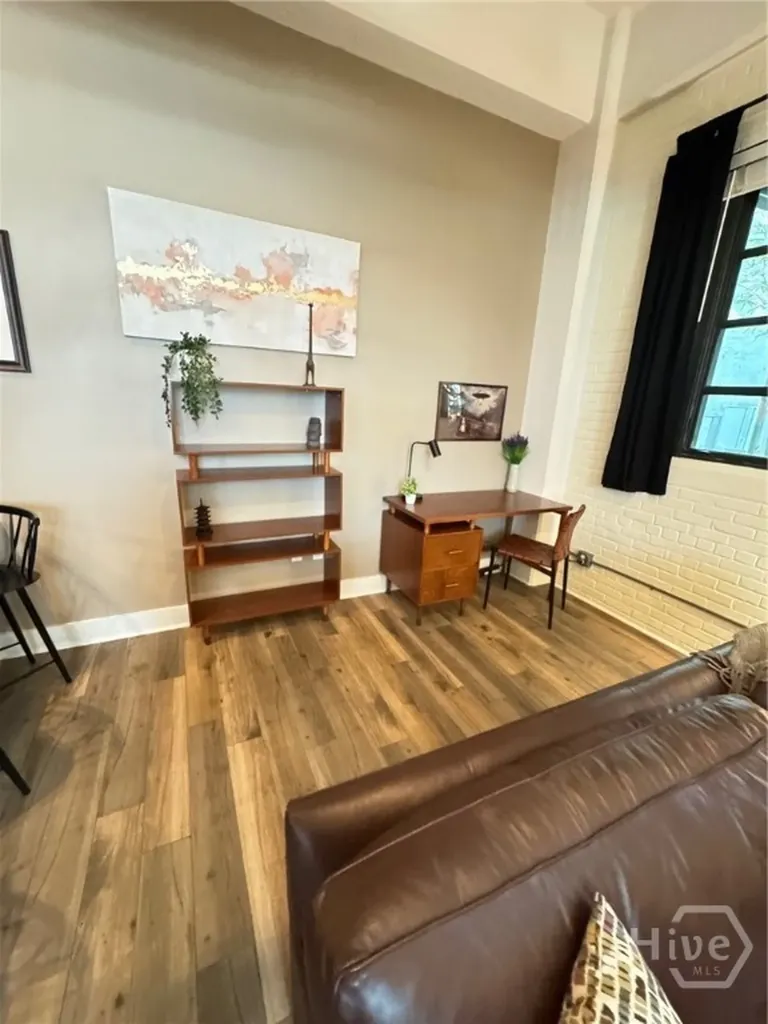 528 Selma Street Savannah GA 31401