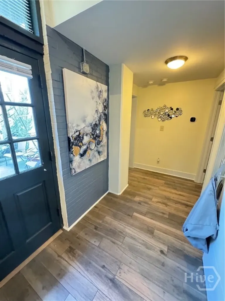 528 Selma Street Savannah GA 31401