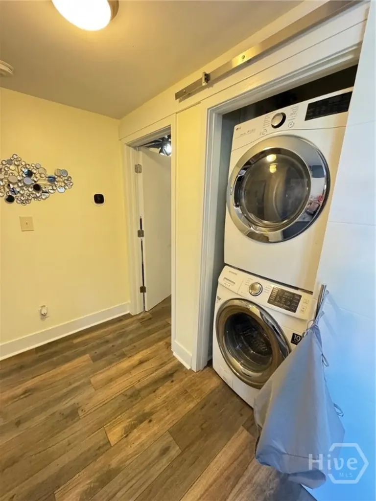 528 Selma Street Savannah GA 31401