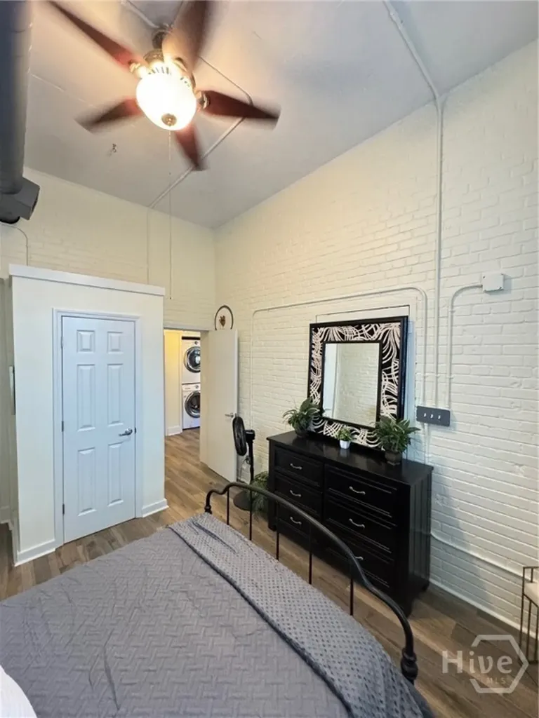 528 Selma Street Savannah GA 31401