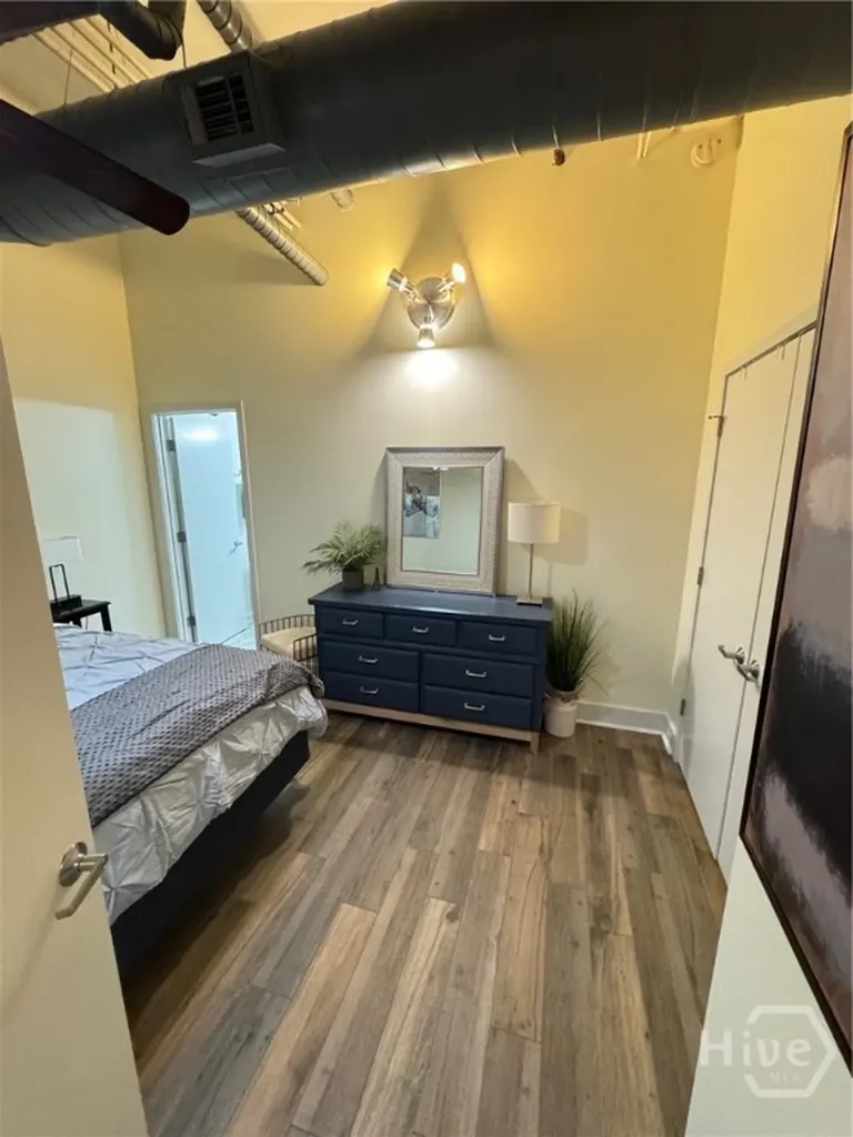528 Selma Street Savannah GA 31401