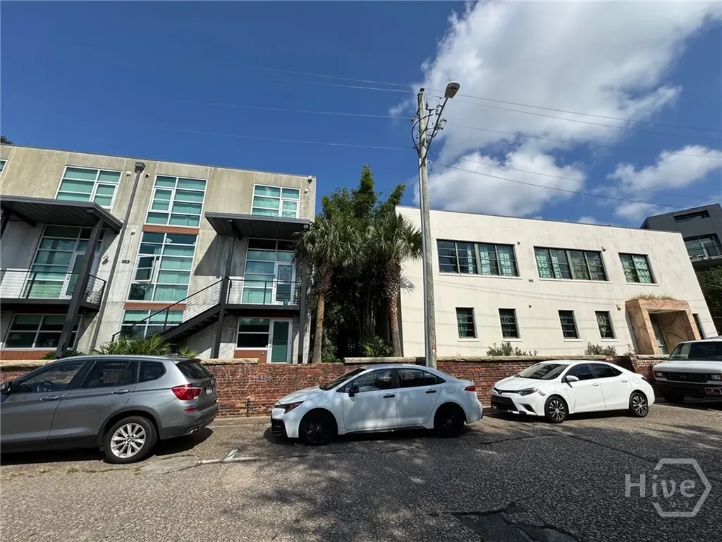 528 Selma Street Savannah GA 31401