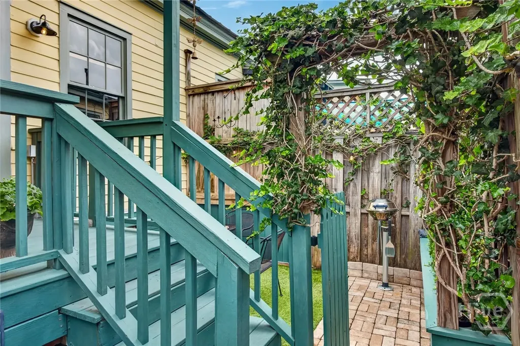 532 E Charlton Street Savannah GA 31401