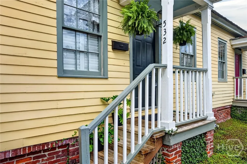 532 E Charlton Street Savannah GA 31401