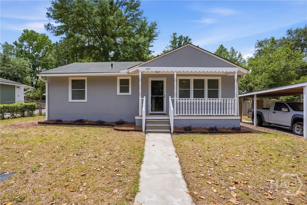 2009 E 57th Street Savannah GA 31404