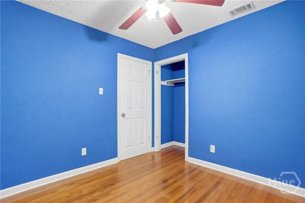 2009 E 57th Street Savannah GA 31404