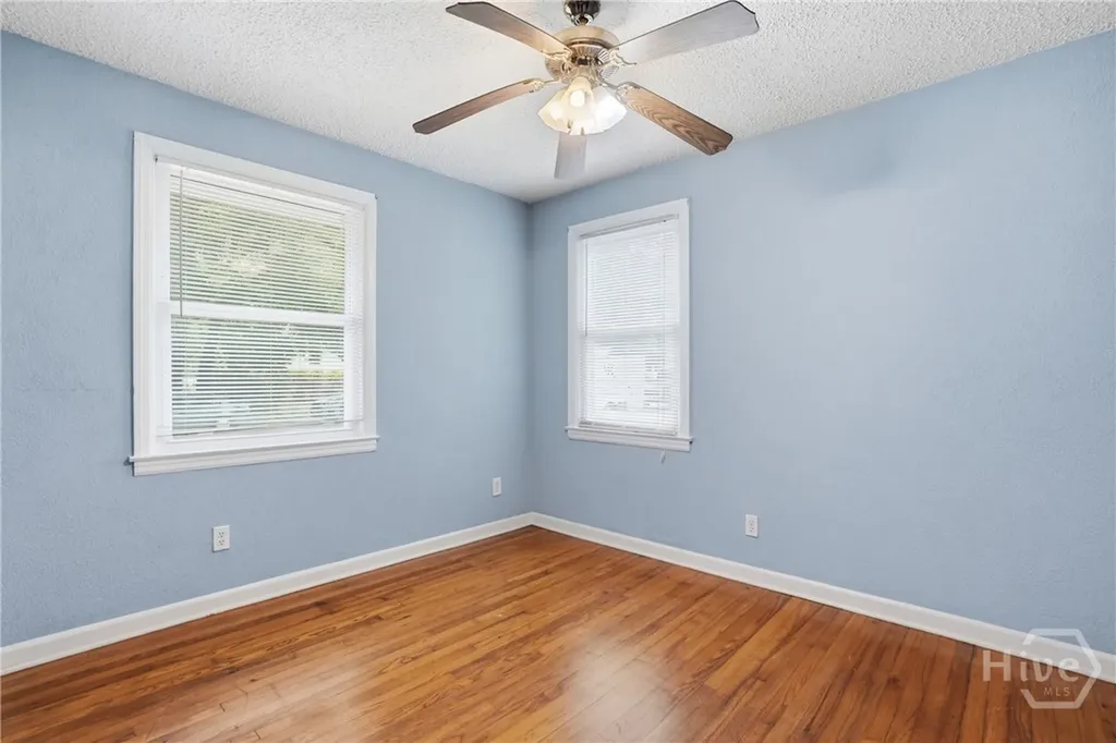 2009 E 57th Street Savannah GA 31404