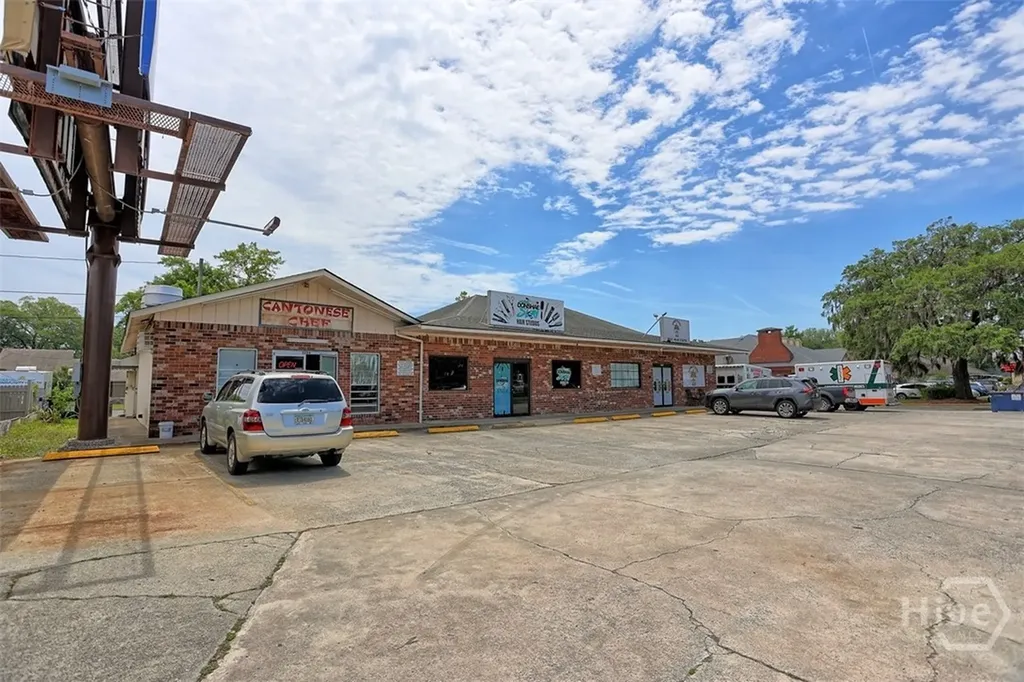 5204 Waters Avenue Savannah GA 31404