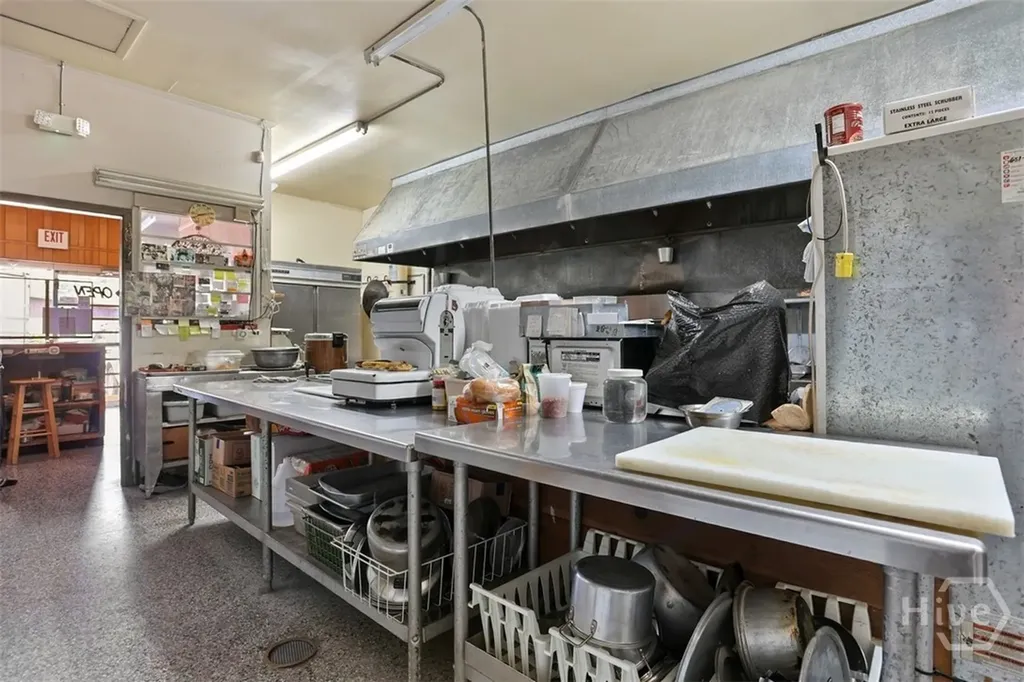 5204 Waters Avenue Savannah GA 31404