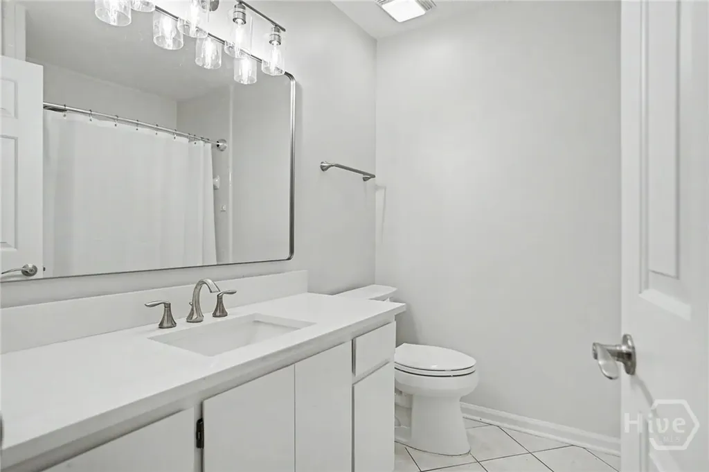 14 Hemingway Drive Savannah GA 31411