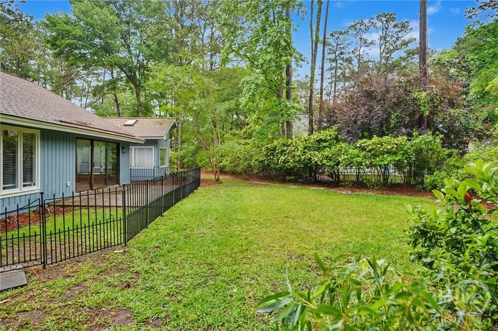 14 Hemingway Drive Savannah GA 31411
