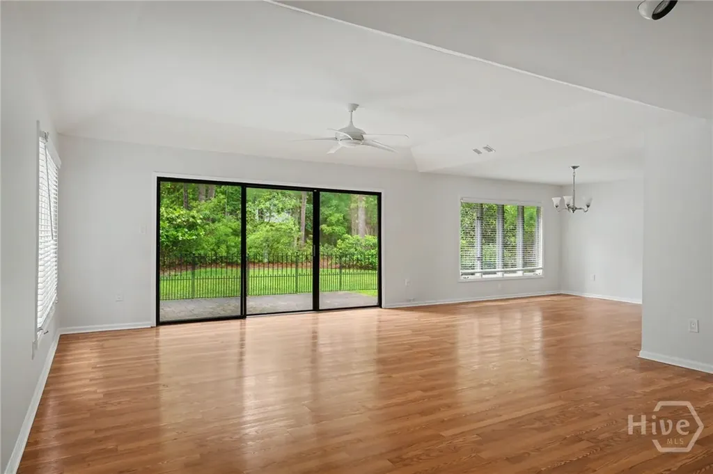 14 Hemingway Drive Savannah GA 31411