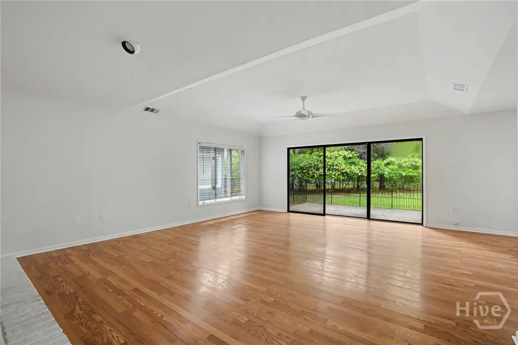 14 Hemingway Drive Savannah GA 31411